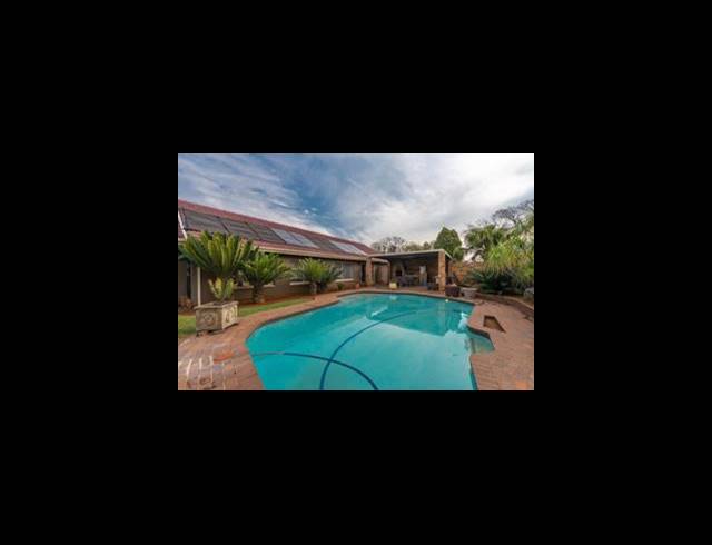 4 BEDROOM HOUSE FOR SALE IN ALBEMARLE EXT 2